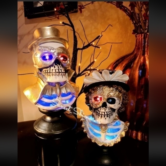 Halloween Animated Light Masquerade Costume VICTORIAN SKELETON COUPLE Bust Decor - Picture 1 of 12